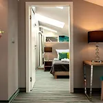 Plaza Boutique Hotel